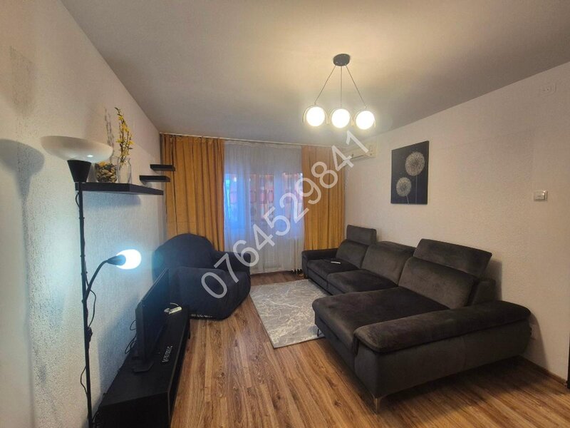 Tineretului, Calea Vacaresti, la 5 minute metrou Timpuri Noi, loc parcare.