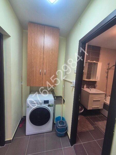 Tineretului, Calea Vacaresti, la 5 minute metrou Timpuri Noi, loc parcare.